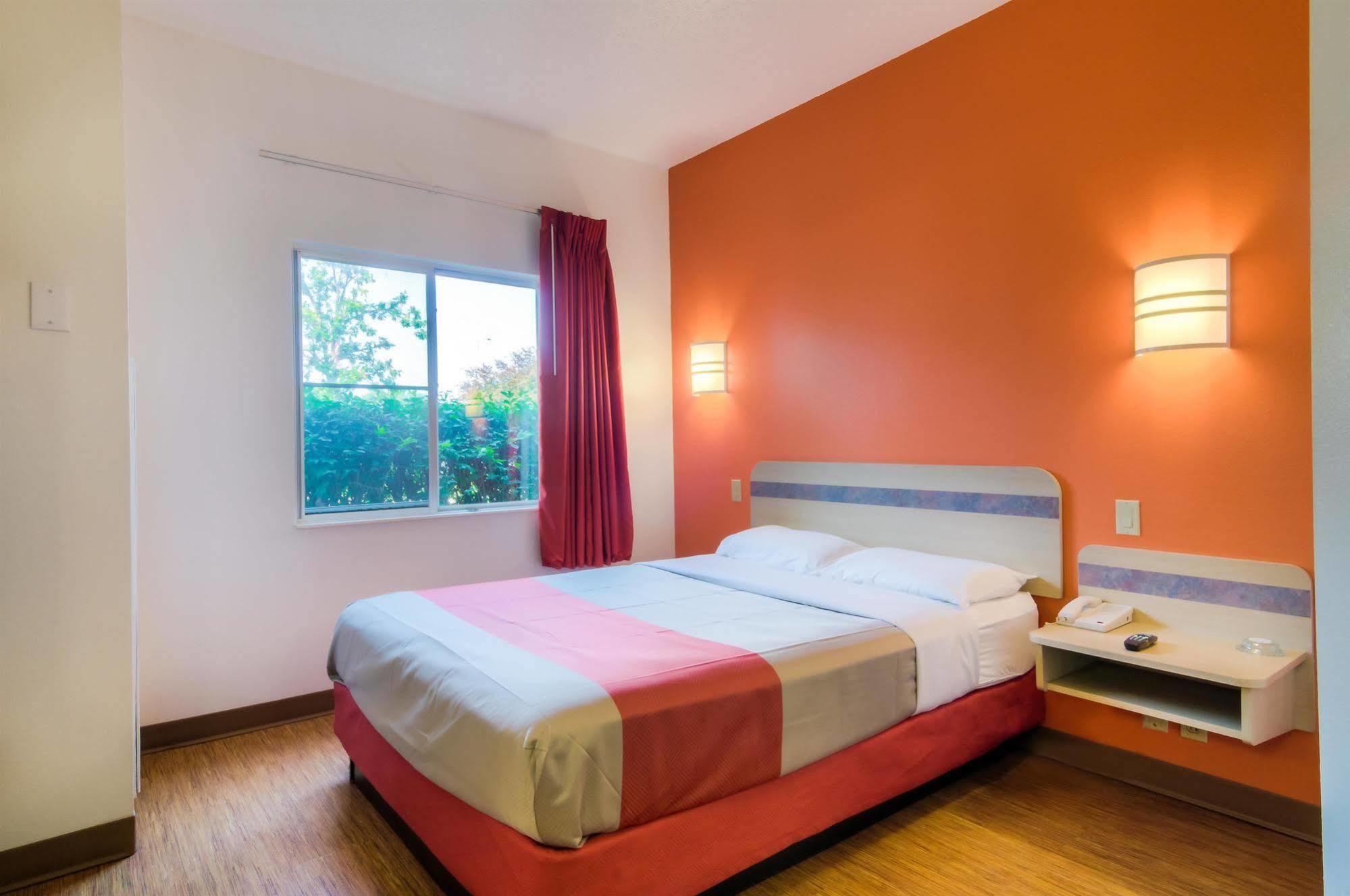 Motel 6-Lakeville, Mn - South - Lakeville Zewnętrze zdjęcie